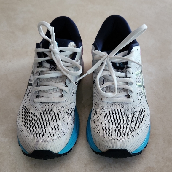 ASICS White and Purple Athletic Shoes Lightweight Mesh Design - Picture 2 of 4